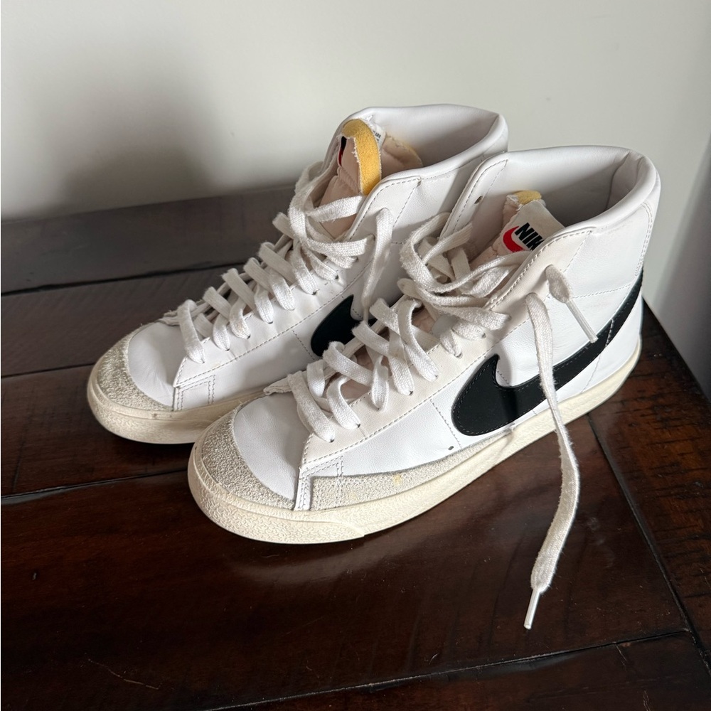 Nike White and Black High-Top Sneakers Used